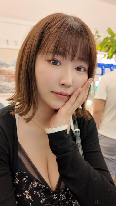 松本菜奈实(松本菜奈実)1月17日最新作品番号及封面,松本菜奈实个人简介