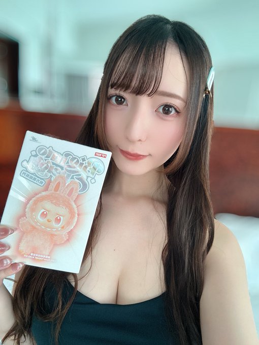 小花暖(小花のん)11月6日最新作品番号及封面，小花暖个人简介