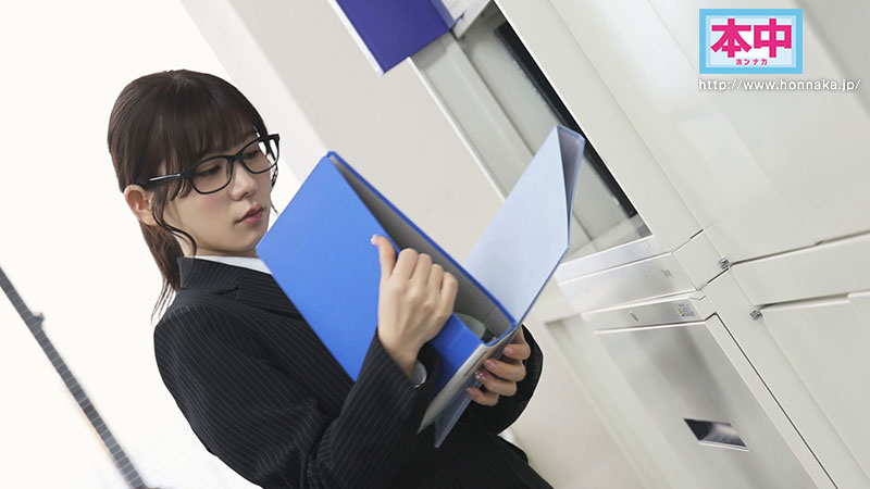 五日市芽依作品HMN-735发布！土味上班族下班后竟是恶魔肉食女！