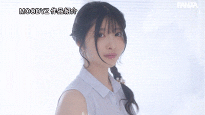 知良みか(知良美佳)出道作品MIKR-026发布！165公分H罩杯！魅惑的嘴唇、大白兔细腰的她要成为性感新象征！-图片8