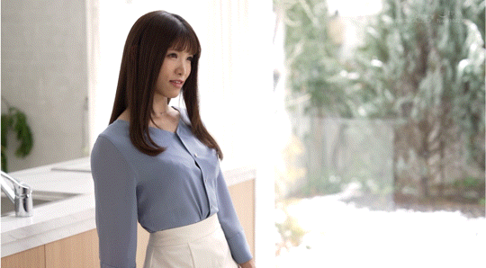 灰原かほ(灰原果穗)出道作品SDNM-482发布!连儿子同学也心动的火辣人妻之前就下马了!-图片7