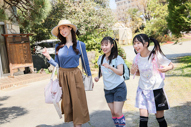 葵百合香，由良かな（由良佳奈），松井日奈子，共演作品DANDY-994发布，封面及作品信息！封面