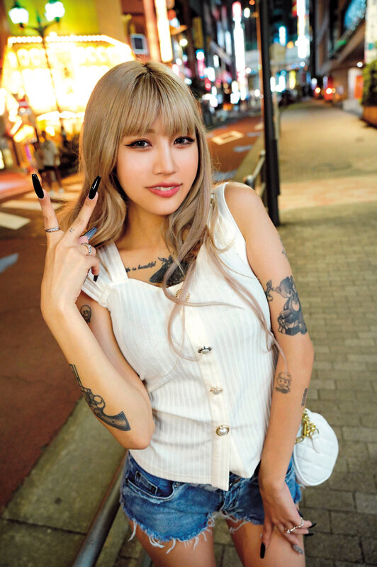 鳳カレン（凤可怜），碓井せりな，椿りか（椿莉香），共演作品GDTA-004发布，封面及作品信息！