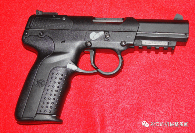 FN57是“最强手枪”吗介绍FN57手枪的结构和利弊