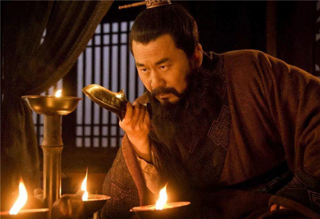 曹操与蔡文姬:最好的年华遇到你 却不料一转身就是一辈子 曹操与蔡文姬:最好的年华遇到你 却不料一转身就是一辈子