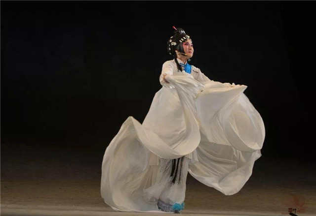“孟姜女哭长城”:童话里都是骗人的 “孟姜女哭长城”:童话里都是骗人的