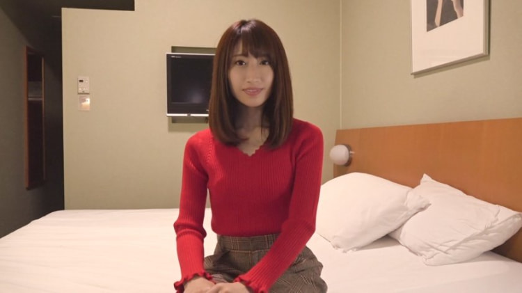 SIRO-3307あおい20岁百货公司，接待员。
