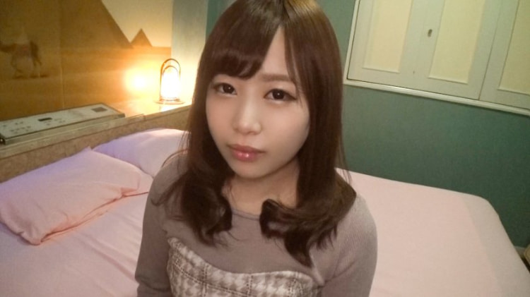 SIRO-3358ヒナノ21岁服装店员。