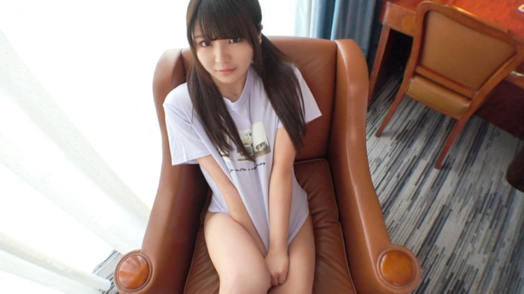 SIRO-4109める22岁，角色扮演者。