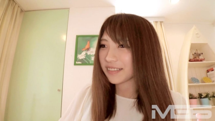 SIRO-2265咲18岁居酒屋店员。