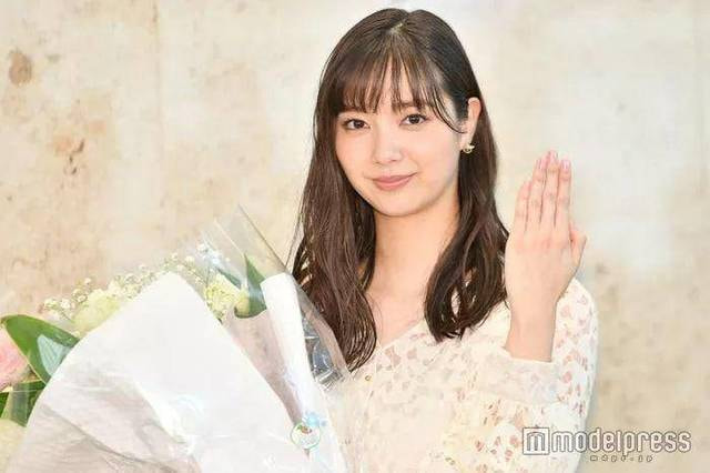相信真爱系列：名模新川优爱倒追年上老司机，现在要结婚了