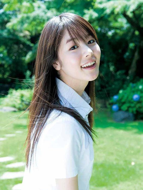 哪个是你心目中的初恋脸？唐田英里佳