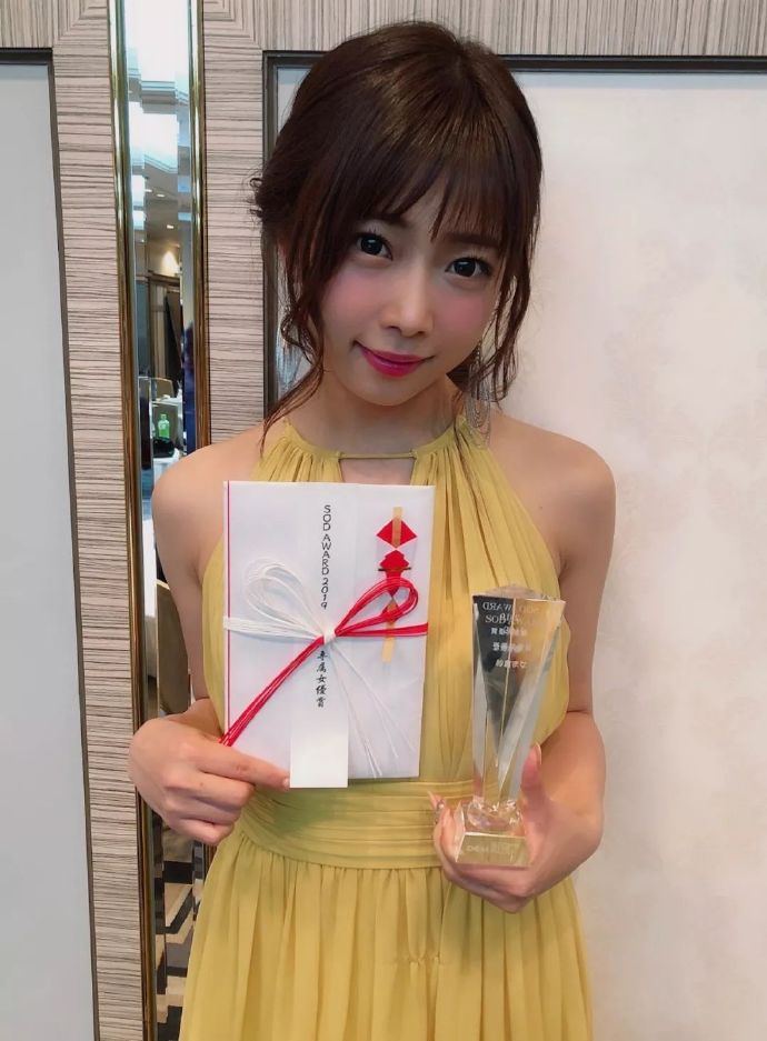 或许越是有才华的人，思想上越是跳脱与世俗吧：纱仓真菜