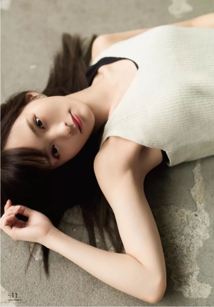 山本彩
