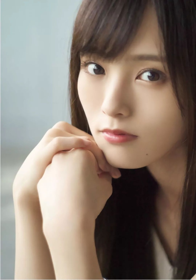 山本彩