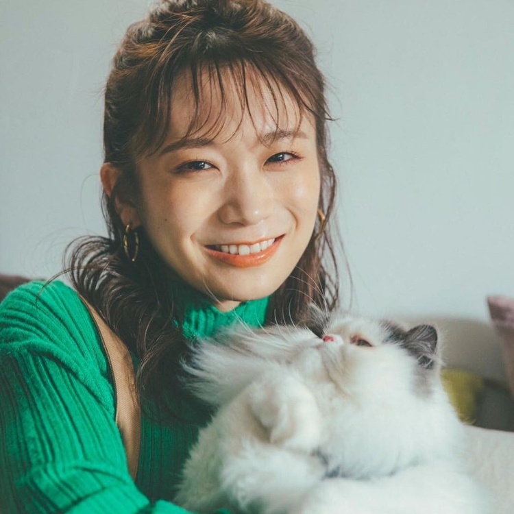 秋元真夏