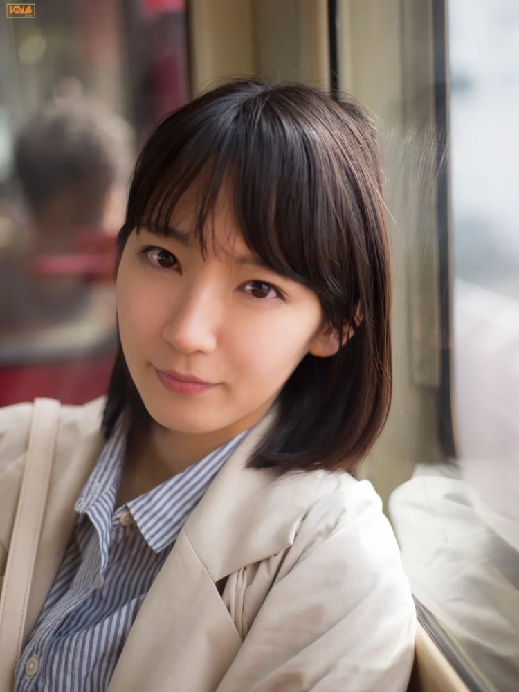 吉冈里帆「BOMB.tv 2015.06」