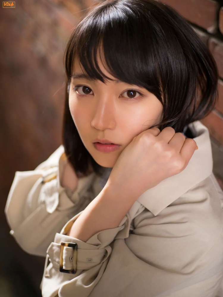 吉冈里帆「BOMB.tv 2015.06」