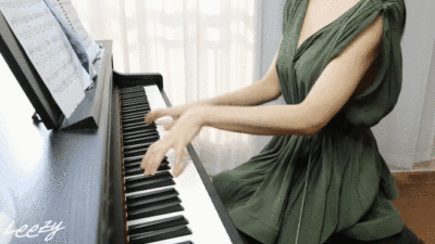 c696a56a293d47d2ad809e669bbe5966_tplv-obj.gif