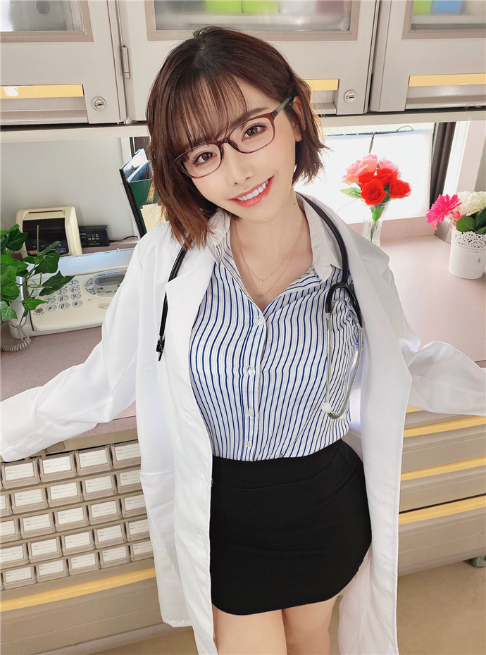 深田老师, 三上