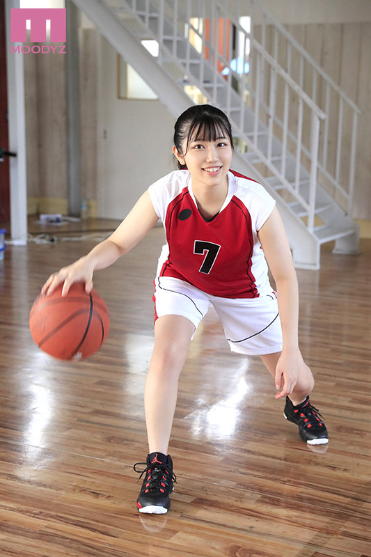 AV界的三井寿！七村るか(七村流花)和你斗牛！