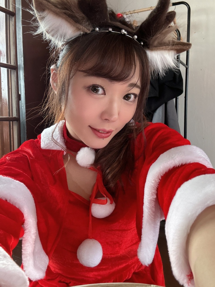5ed953d93d5e6b63fc92404aa15414a9.jpg