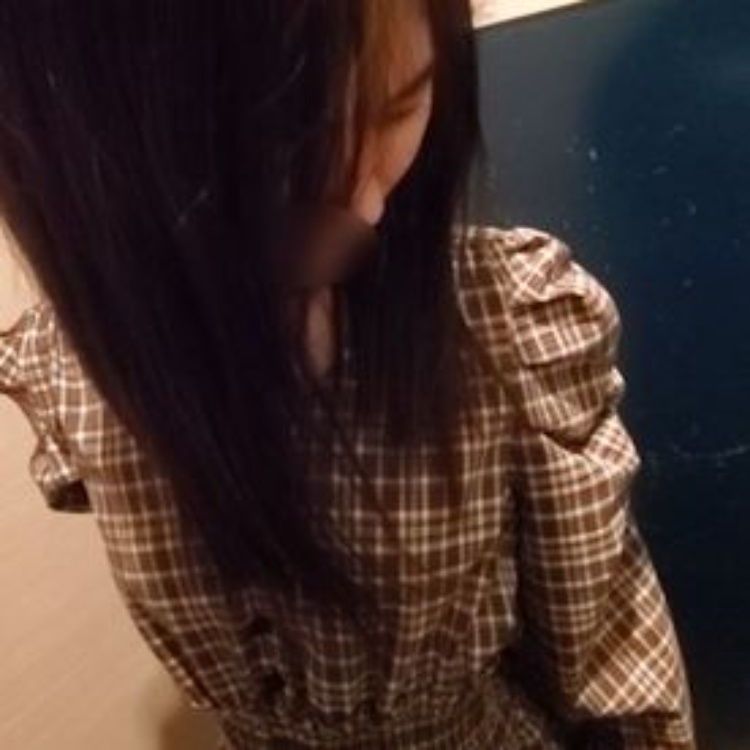 【初撮り】【顔出し】【抜き・口内】[前編]自暴自棄になっている美妇でした。このまま摄影したら大変なことになりそうでしたのですが、綺麗な顔をしているので顔を晒します。