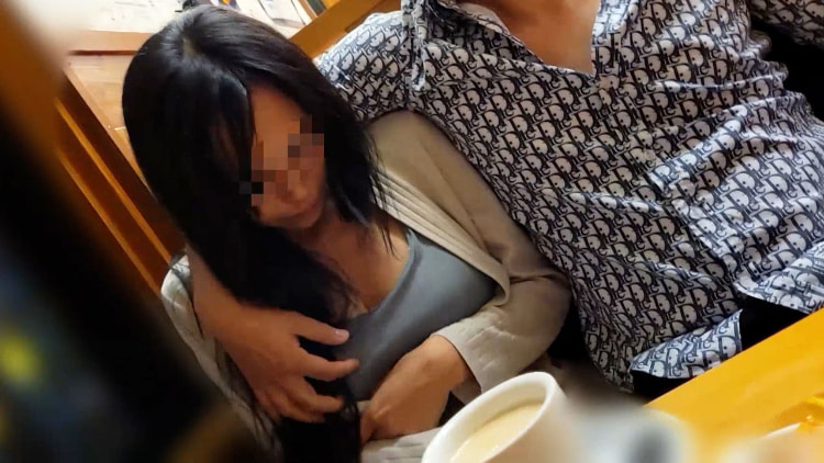 【無】家里蹲卖不出去的漫画家阿姨。