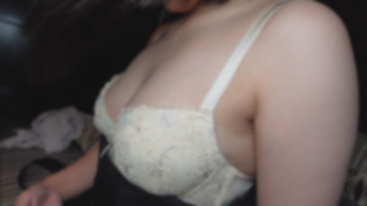 【無】呼叫中心工作的 G 罩杯清秀女子