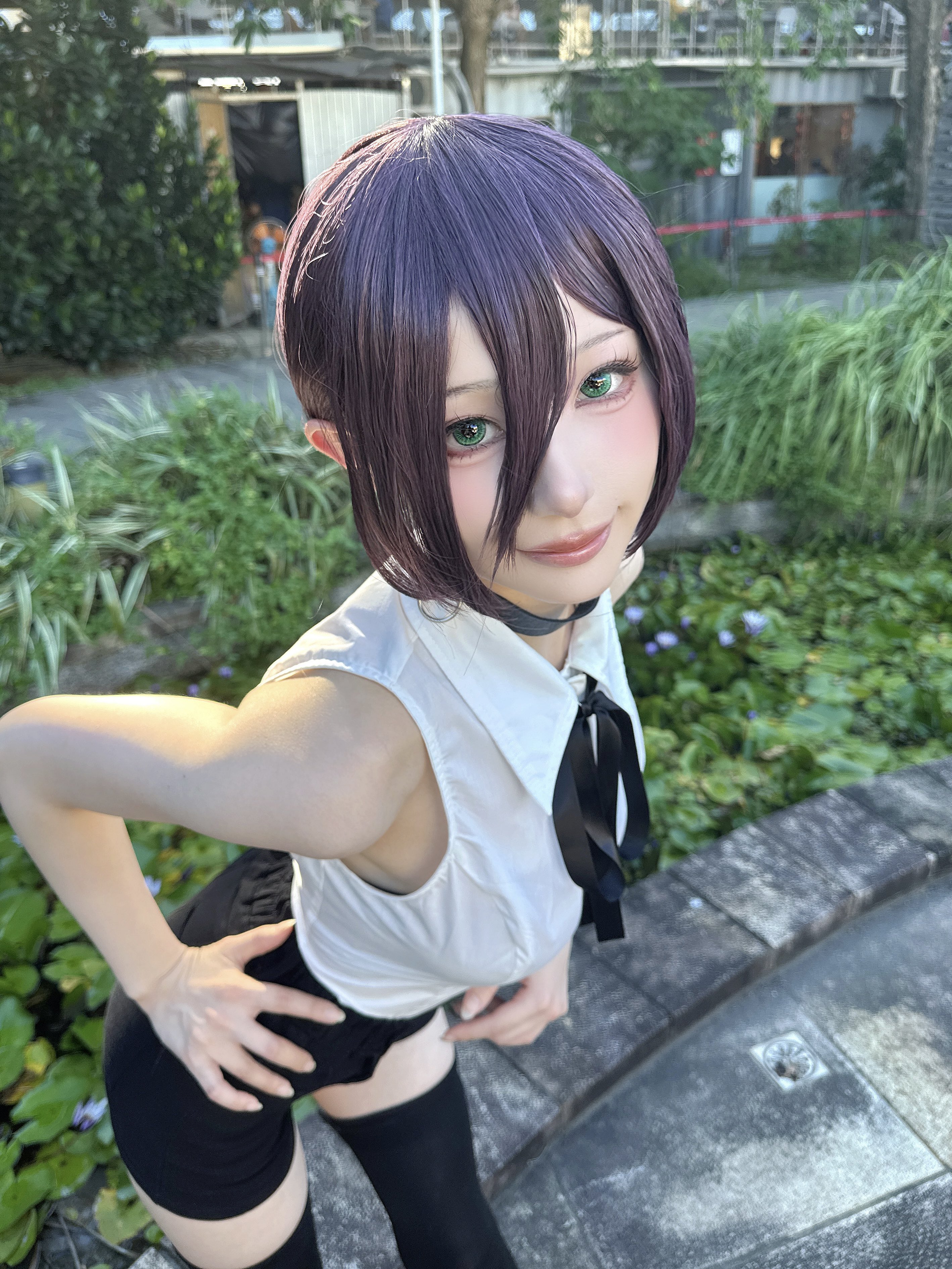 Coser真实还原《沉默之丘f》深水雏子!随手拿武器给人最强女高中生氛围!