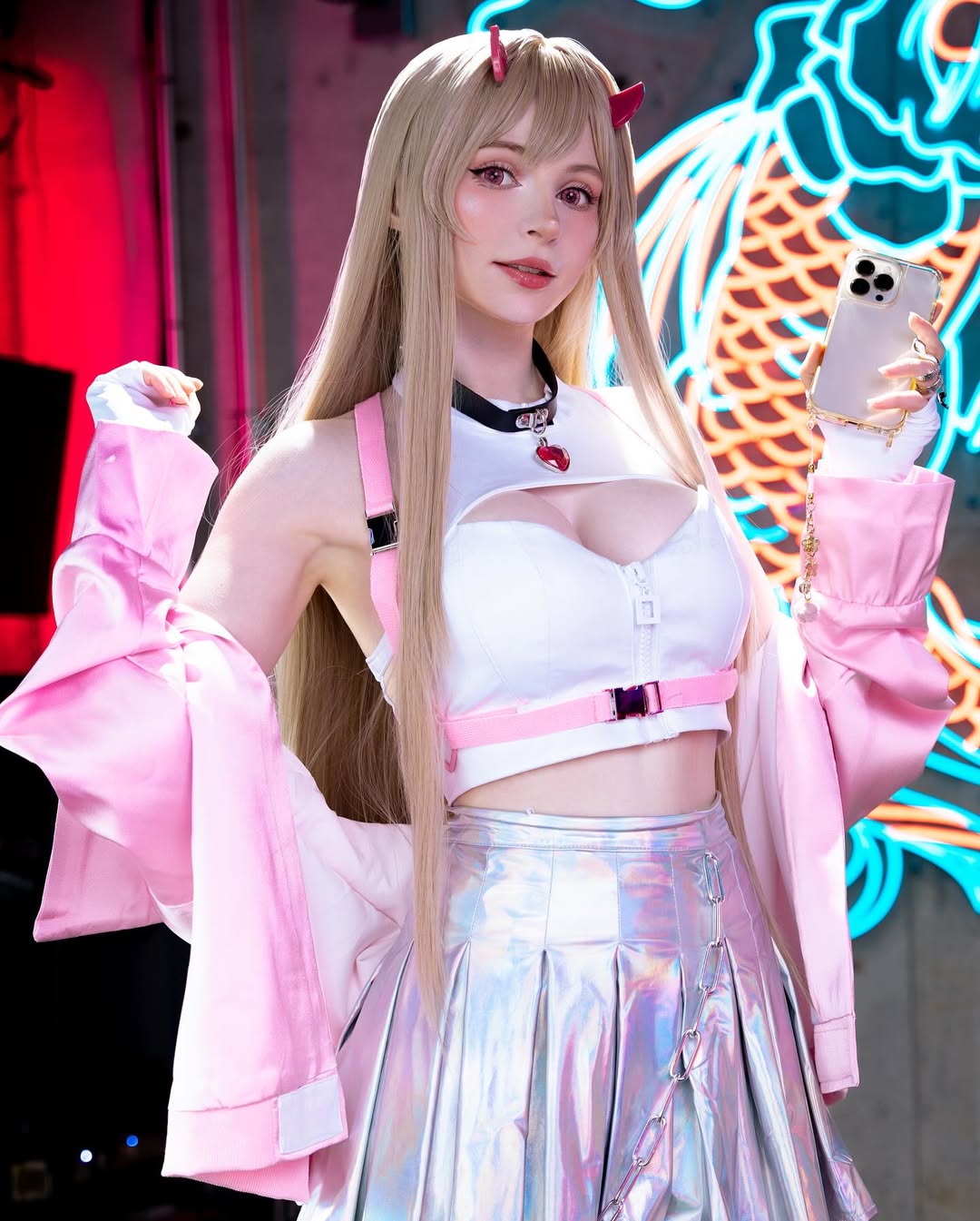 「艾殊莉」体模《PeachMilky》COS火辣谍报员!「露两球」仙气又性感超吸睛!