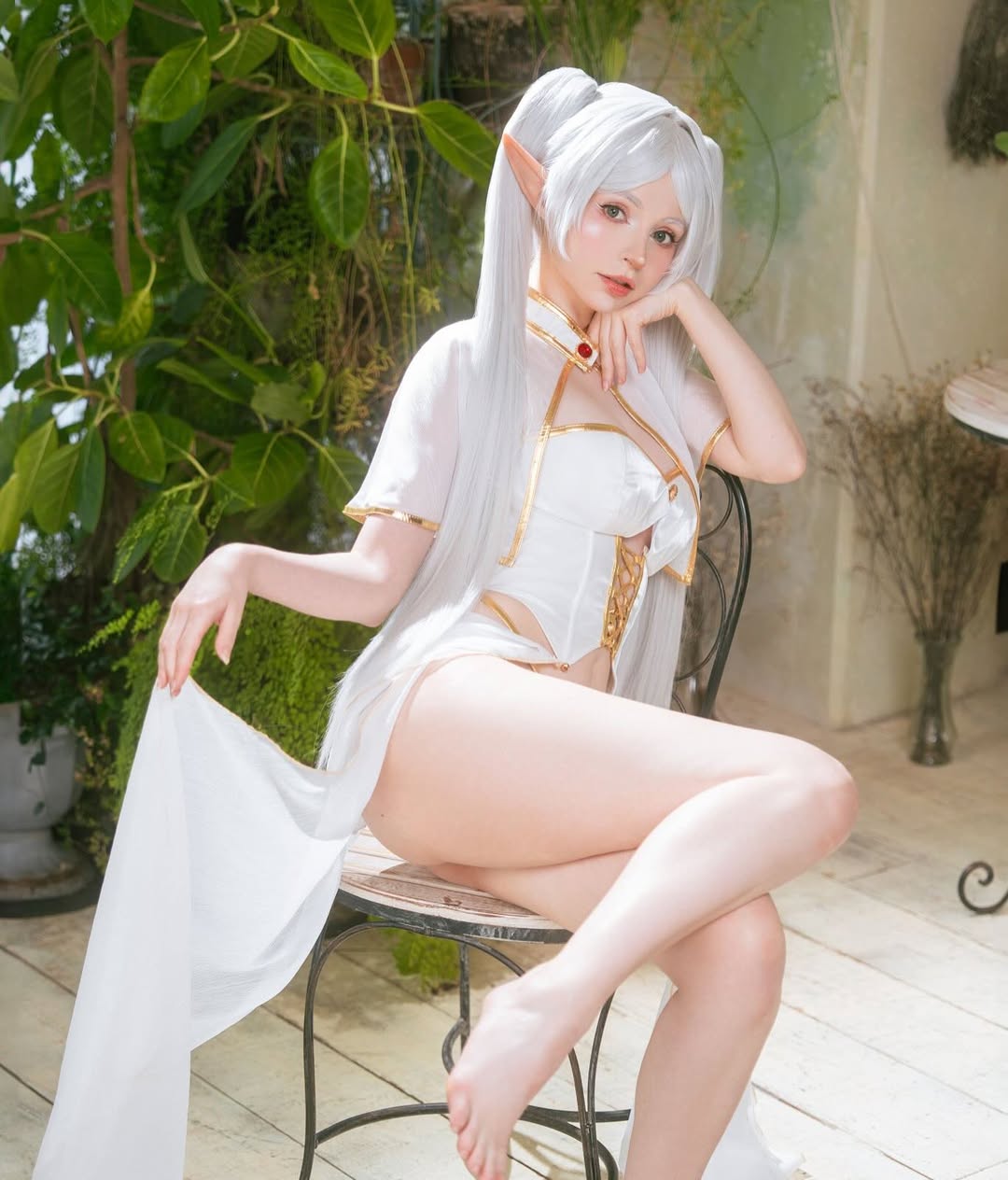 「艾殊莉」体模《PeachMilky》COS火辣谍报员!「露两球」仙气又性感超吸睛!