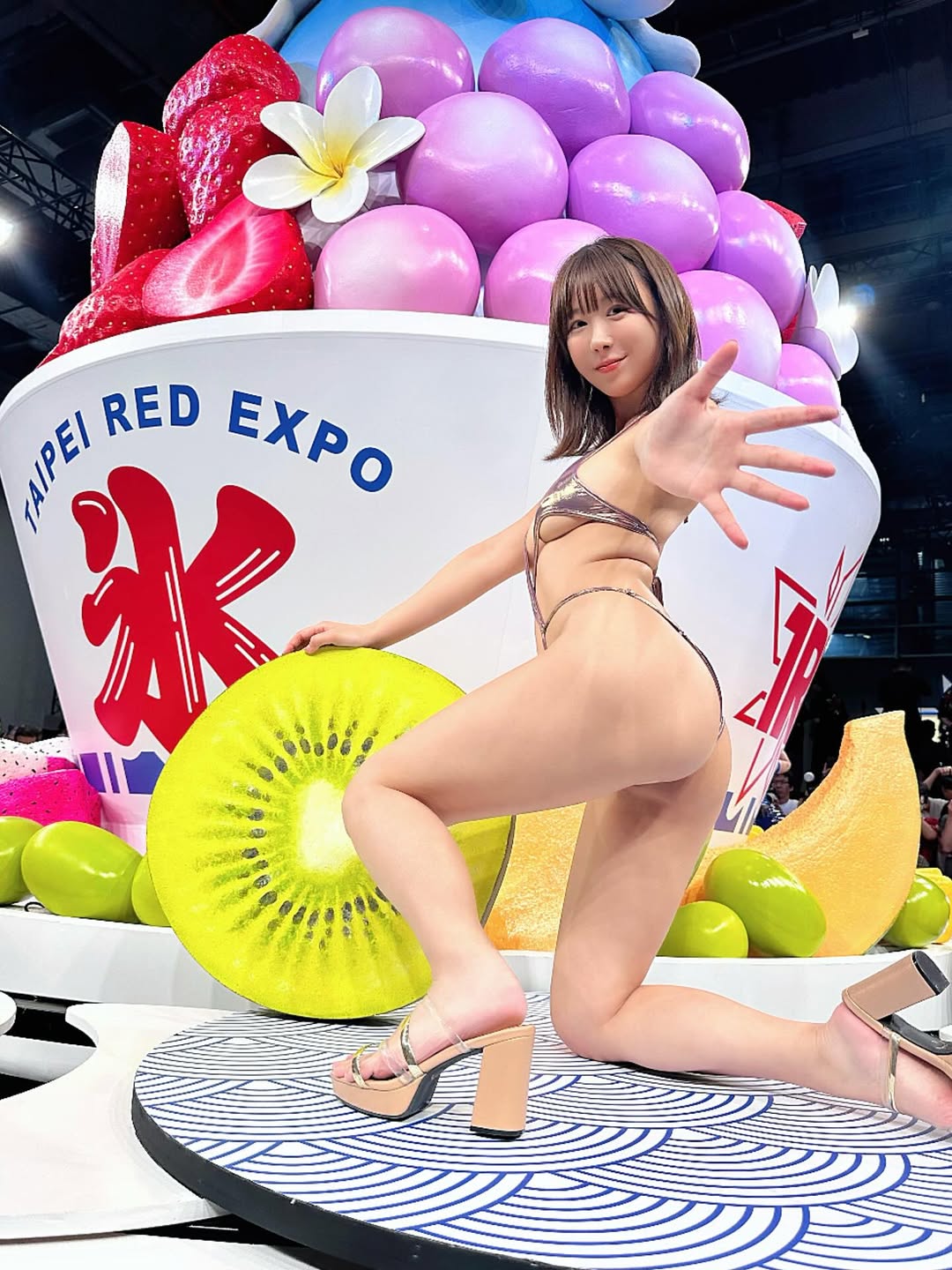 《日向葵衣》超赞身材「奶澎臀翘」现身TRE!美照辣翻夏天!