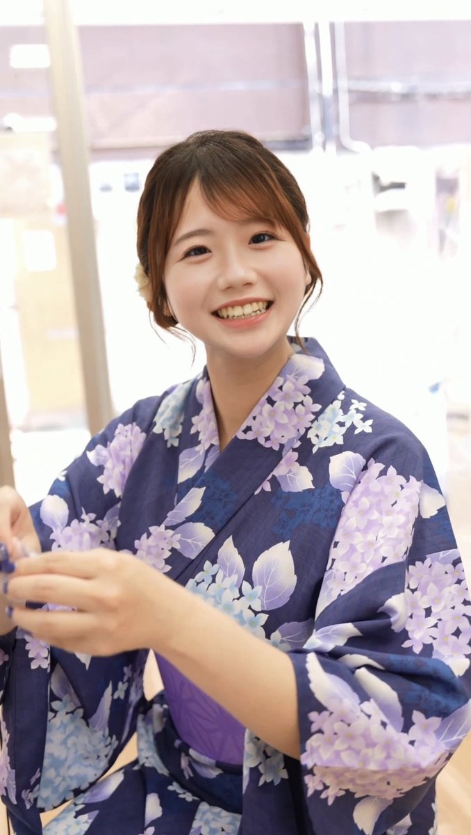 日本正妹《みみたん。》热爱水域活动!比基尼搭上招牌阳光笑容超疗愈!