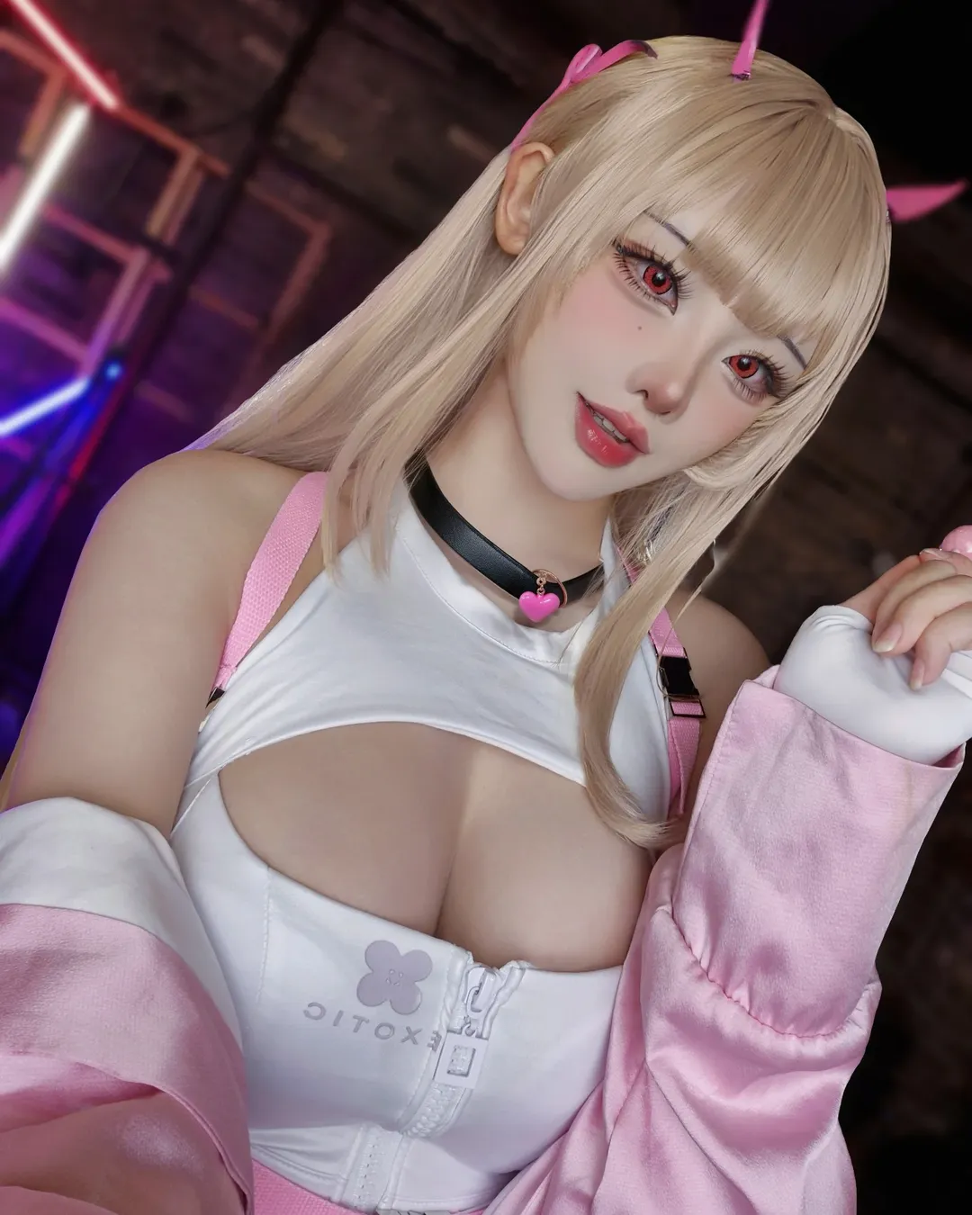 胸襟开阔《Yasal》正妹Coser「有容奶大」!