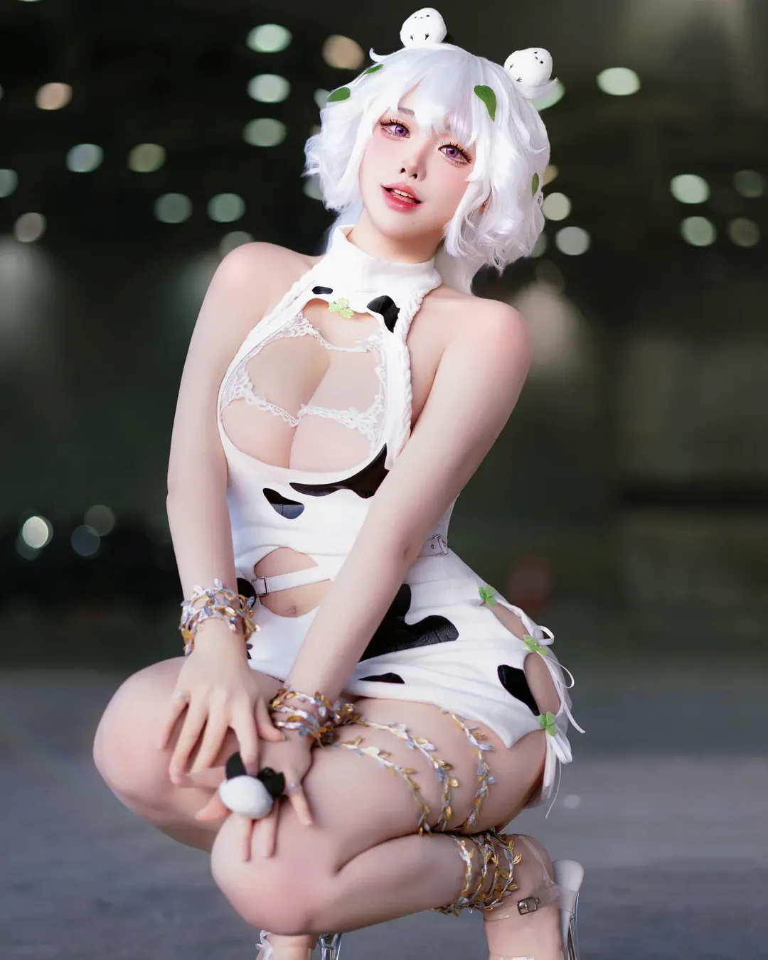 胸襟开阔《Yasal》正妹Coser「有容奶大」！