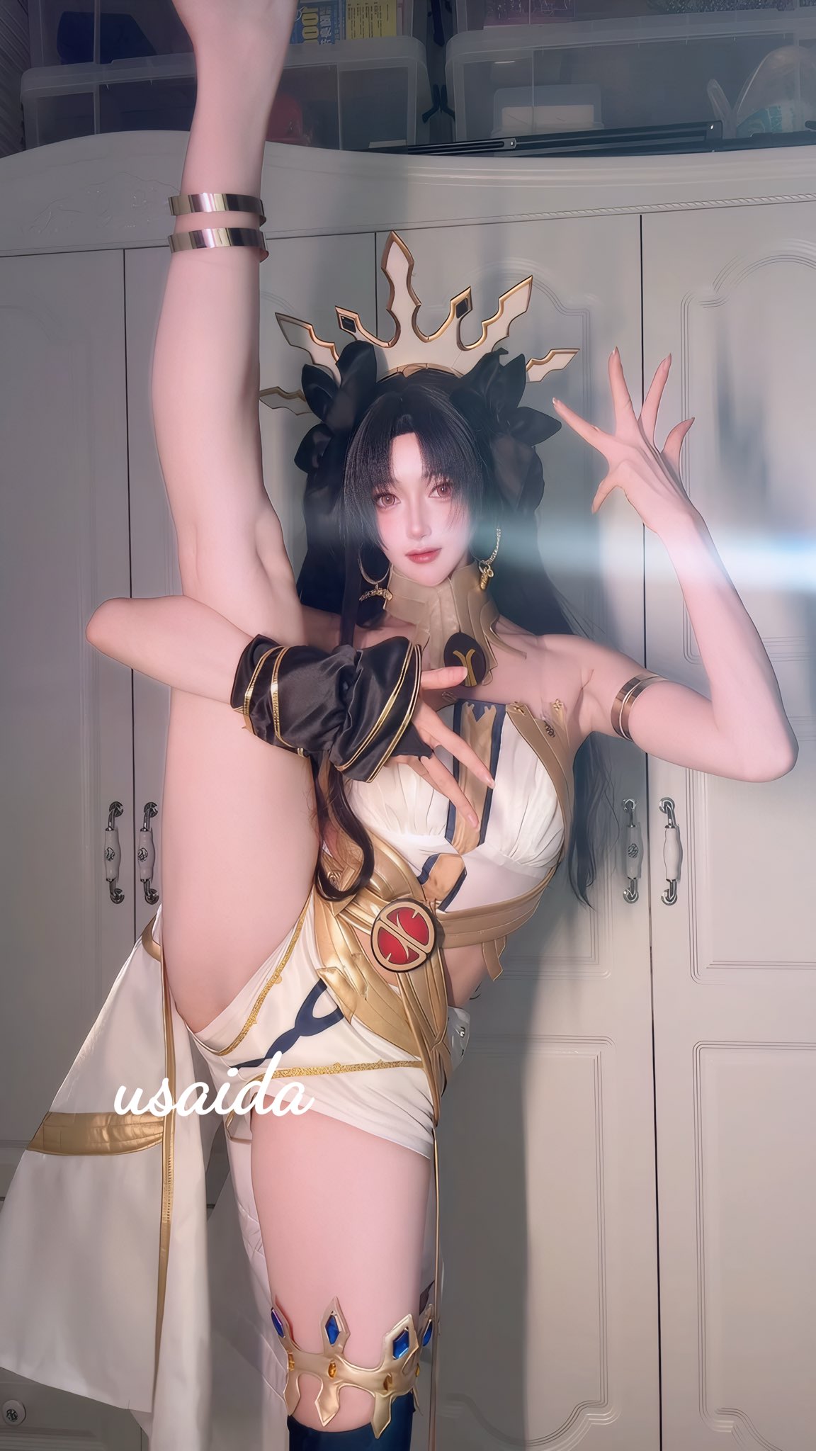 横劈、竖劈，怎么劈都很长！《兔田Nini》一字马简直是日常！