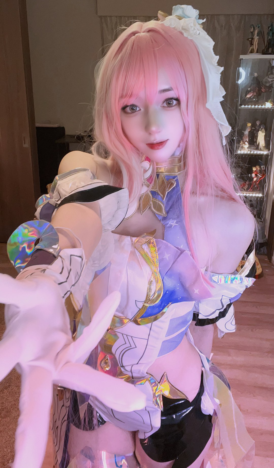 横劈、竖劈，怎么劈都很长！《兔田Nini》一字马简直是日常！