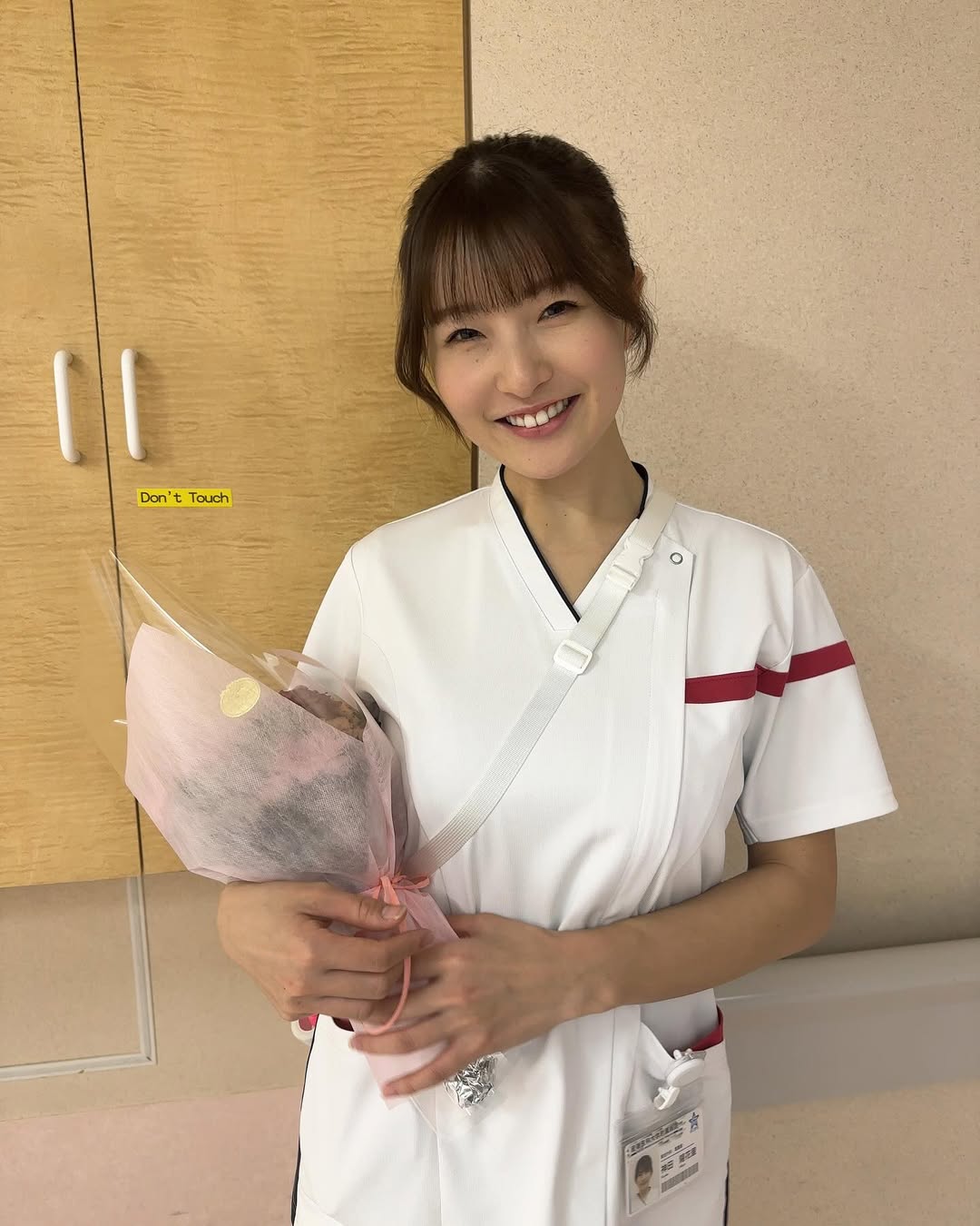 H奶母性魅力《原つむぎ》幼保师给予满满温暖!