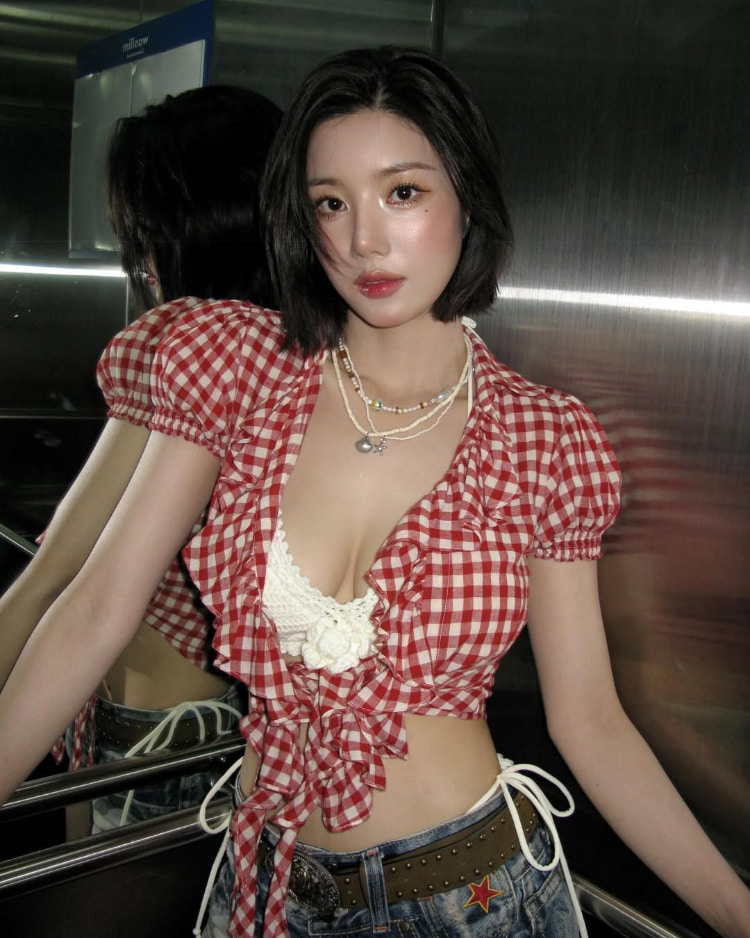 韩国泼水节「水炸弹」女神《权恩妃》火辣比基尼HIGH翻全场！