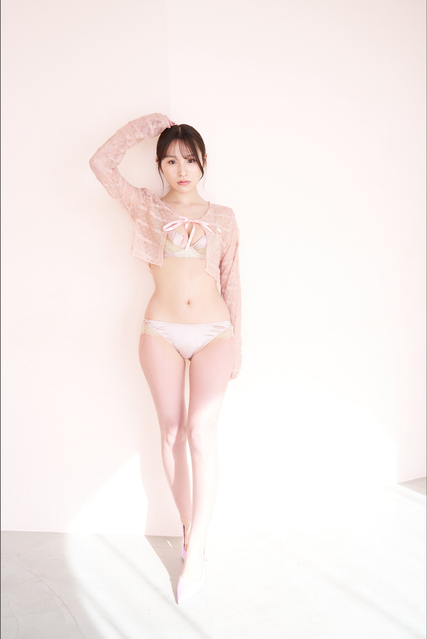 山梨县正妹《左伴彩佳》温柔伴左右！笑容带着大姊姊的气质！