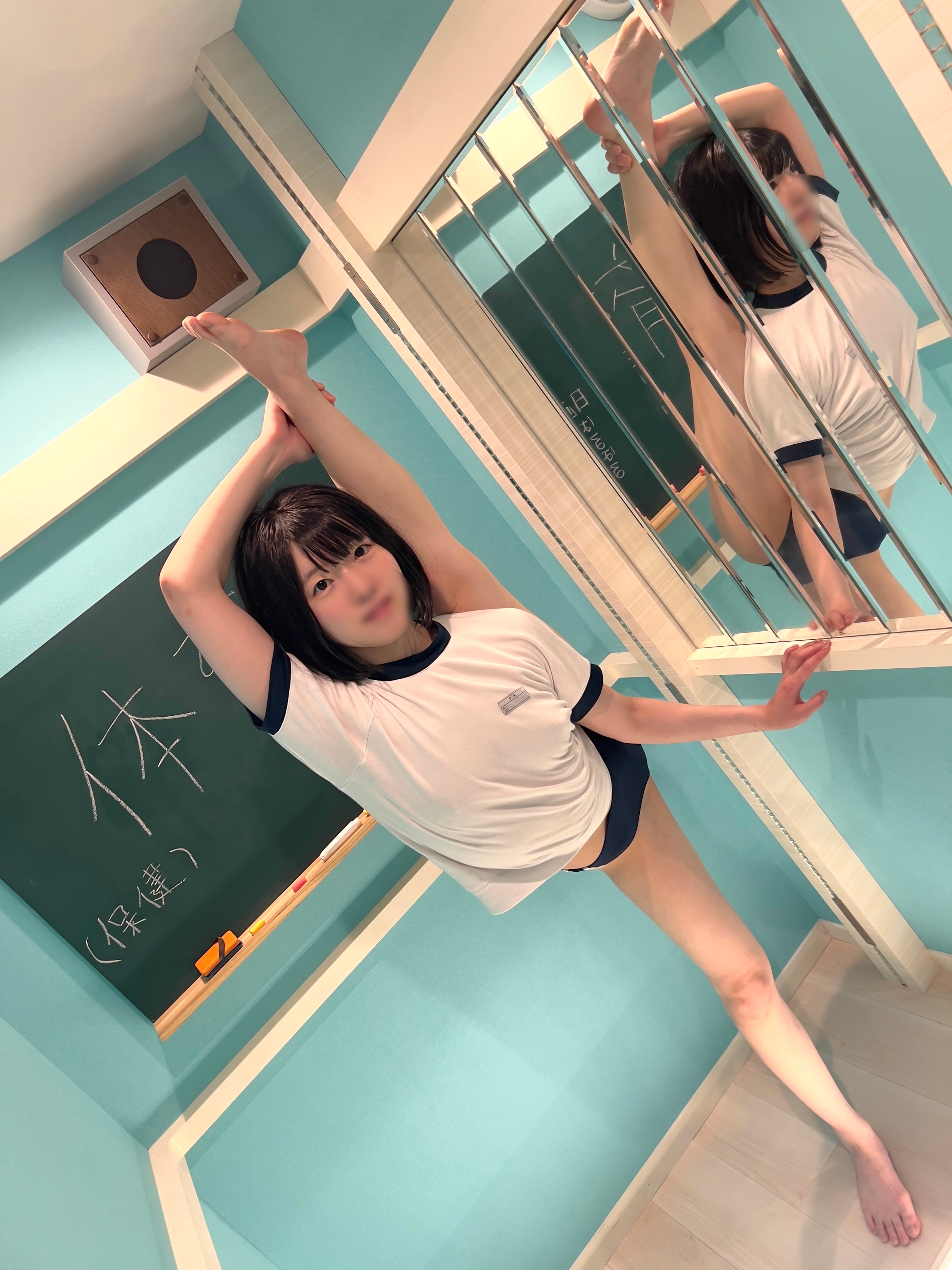 极致的劈衩高手《软体はる》可以凹成V字体!甚至连大法师体位都没问题!