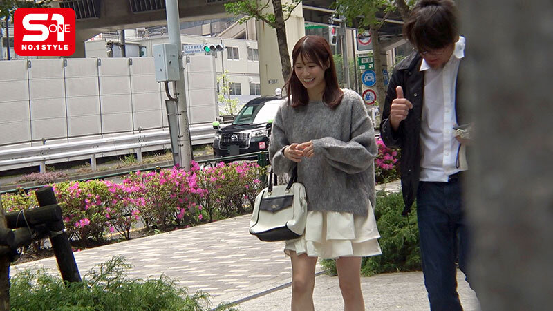 未歩なな(未步奈奈)作品SONE-904发布!走到哪里都被突袭!