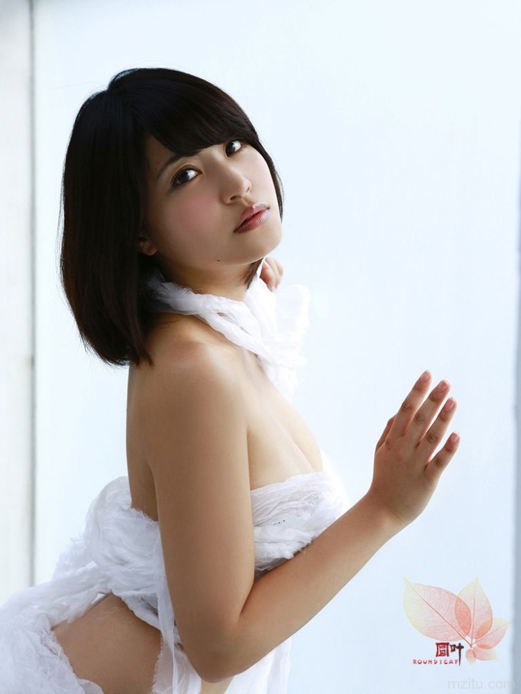 岸明日香。我们去阳台吧