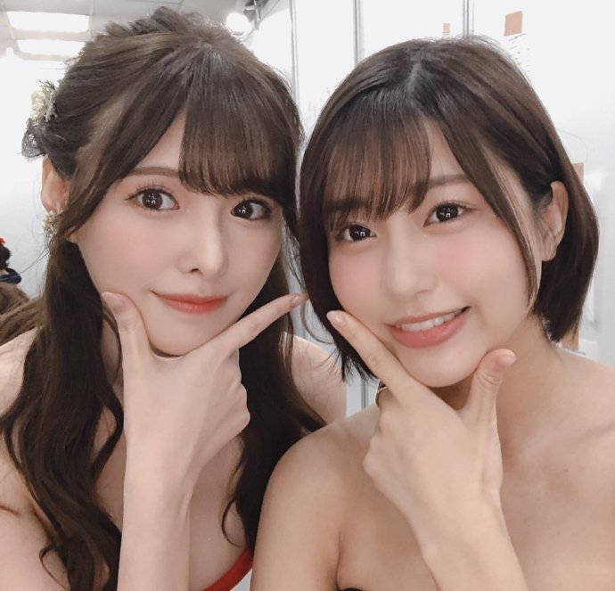 三上悠亚挥毫题写老司机