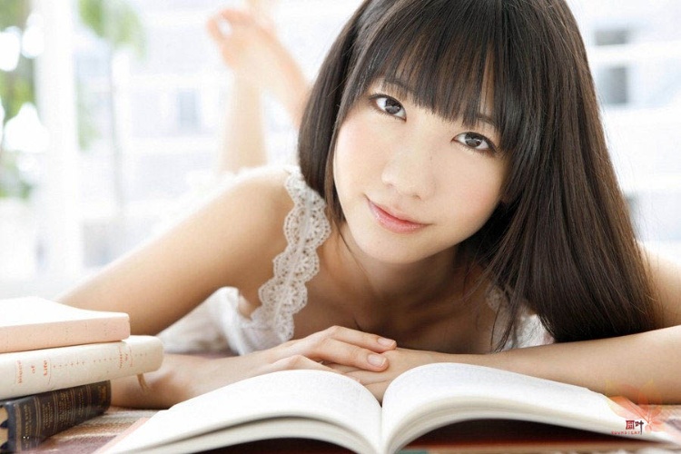 很可爱的嫩妹子AKB48清纯女神柏木由纪唯美写真