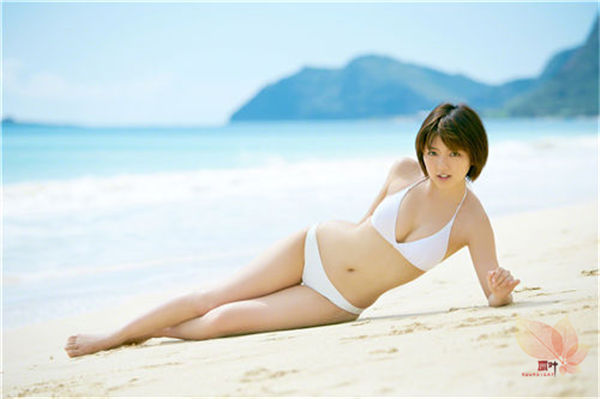 真野惠里菜写真2