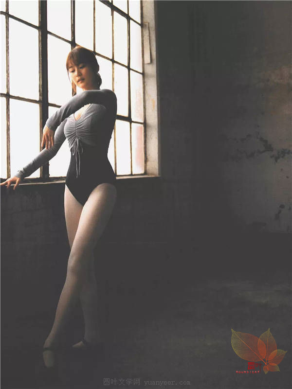 生田绘梨花写真《Intermission》