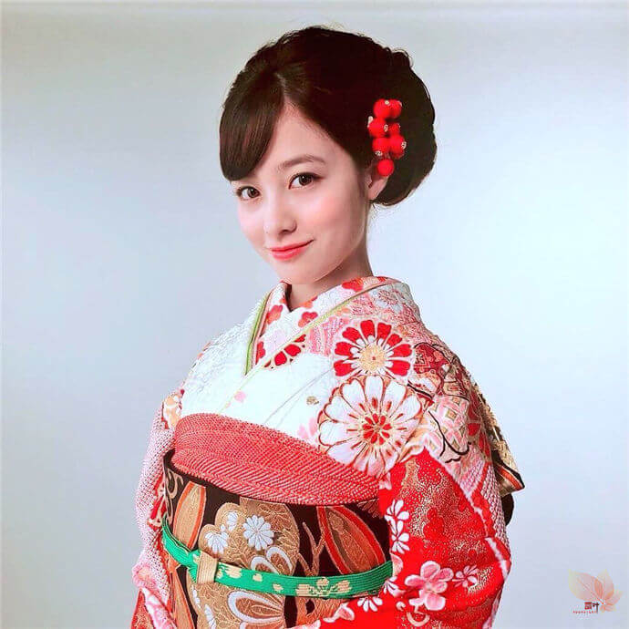 广濑铃 桥本环奈 斋藤飞鸟-日本三大美少女偶像成人礼