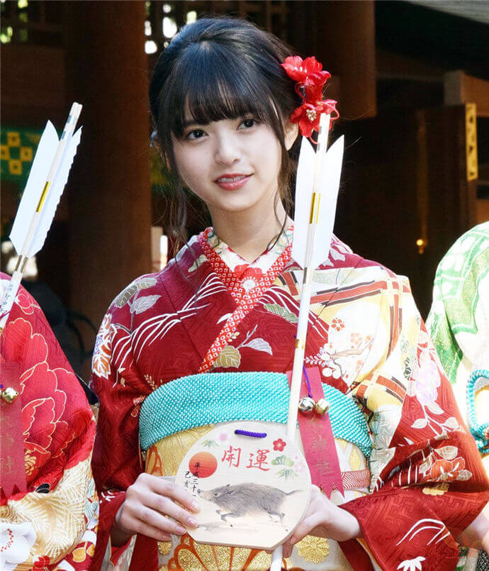 广濑铃 桥本环奈 斋藤飞鸟-日本三大美少女偶像成人礼